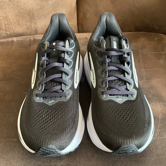 Brooks Ghost 17 Running Shoes - Black/White - Men’s size 9.5